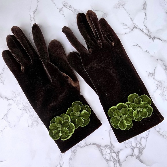 Shihreen Accessories - Vintage Style Brown Velvet Gloves Green Floral Applique Stretch Evening Shihreen